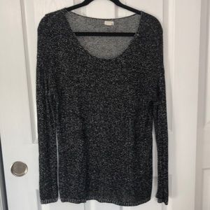 Thin long sleeve sweater